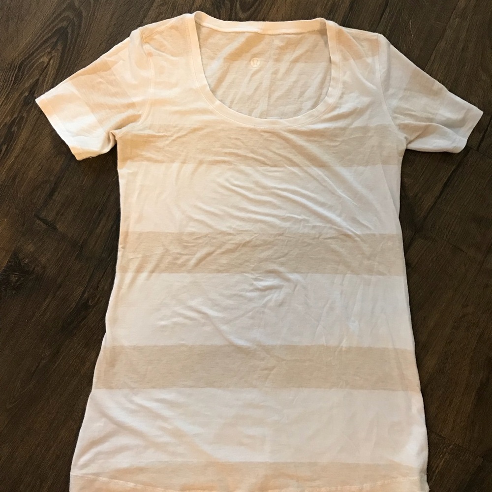 Lululemon Tee